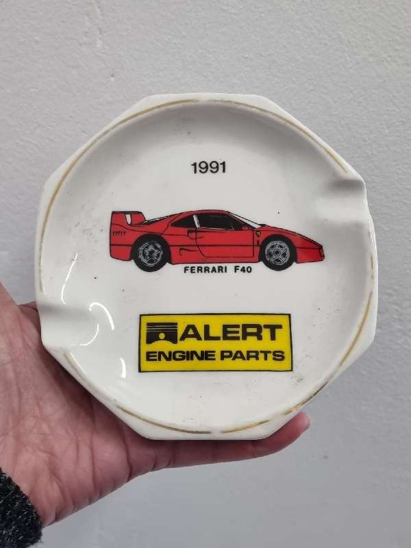 1991 Ashtray wit Ferrari F40 detail