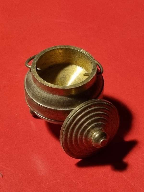 Handcrafted Brass Temptations - Solid Brass Miniature Potjie with lid