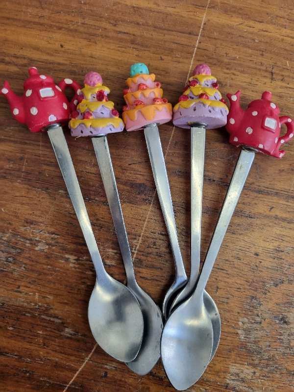 5 x Teaspoons with coffee teatime detail - Beautiful!