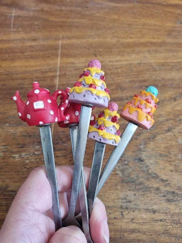 5 x Teaspoons with coffee teatime detail - Beautiful!