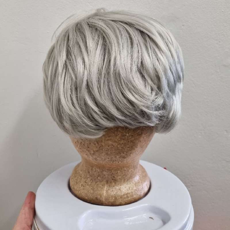 Vintage Grey wig with stand and container - Great condition