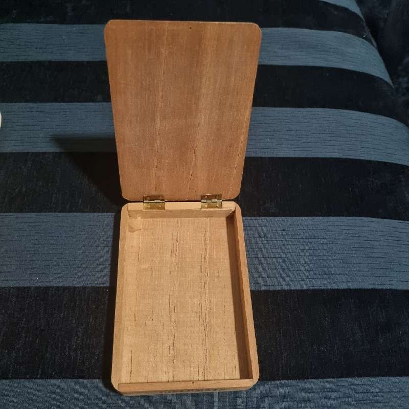 Vintage Wooden Cigarette Box - Diplomats - Made in Jamaica - 12.5cm x 8.5cm