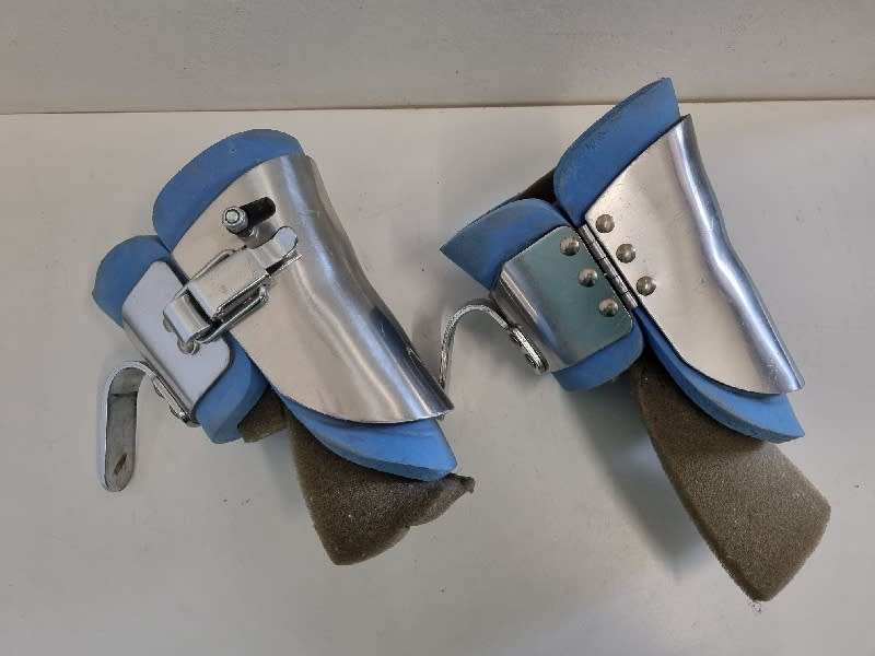 Metal Gravity Boots - Inversion Hang Up boots with hooks