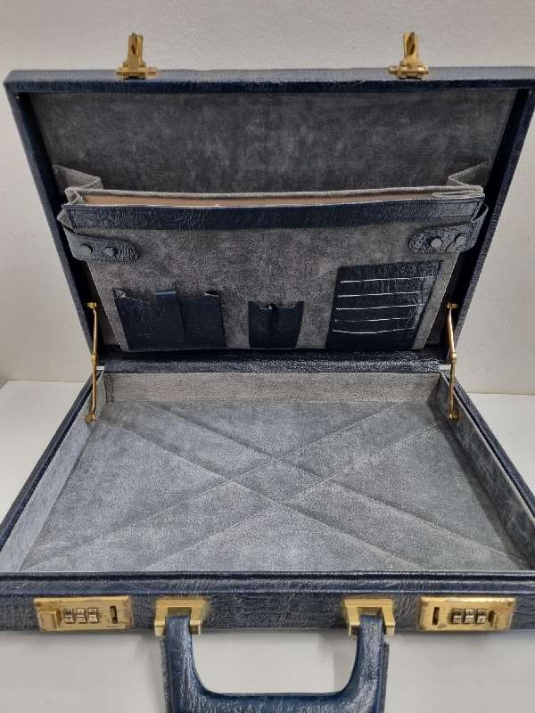 Vintage Genuine Leather Briefcase - Good condition
