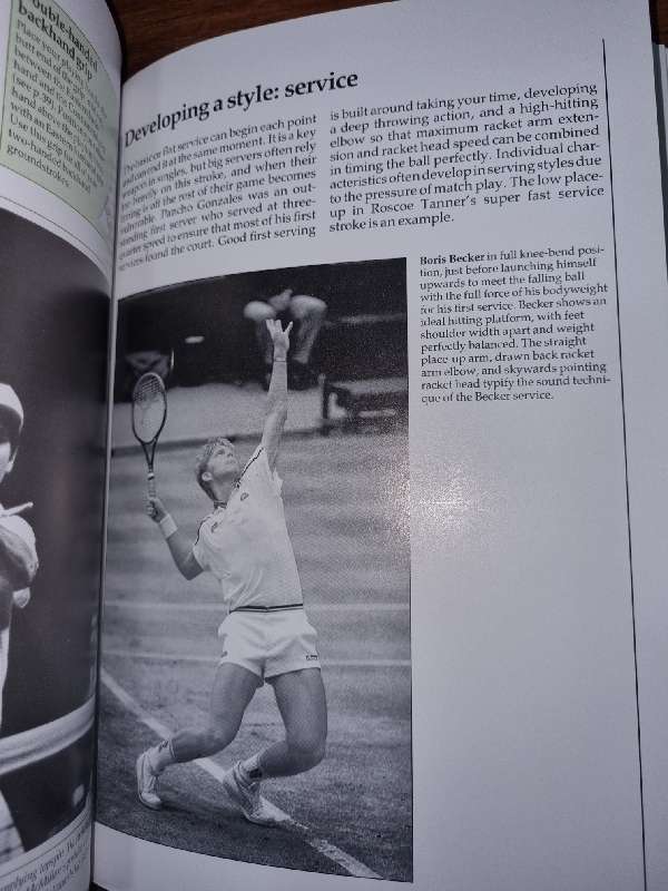 The Handbook of Tennis - Paul Douglas