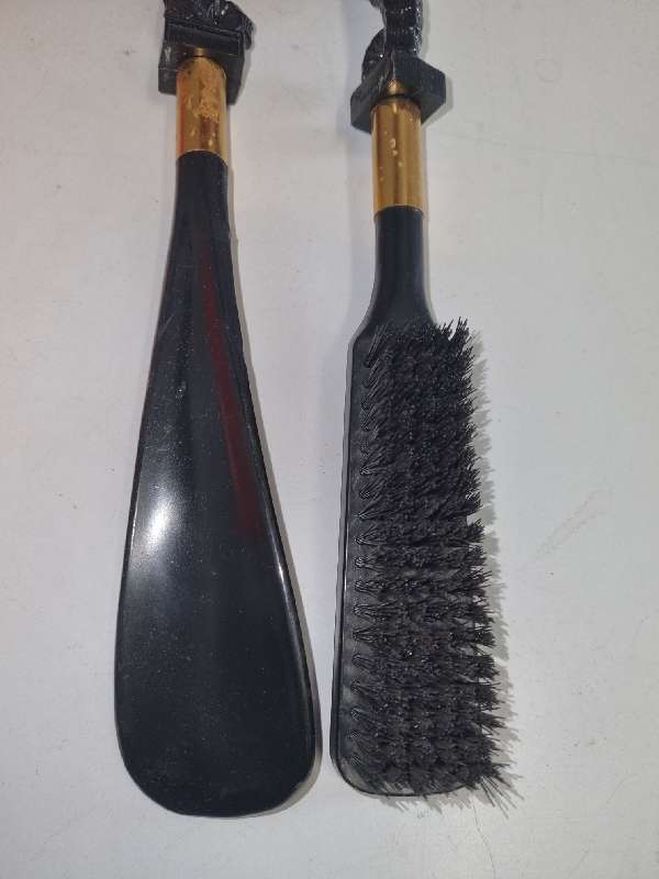Vintage Brush and Shoehorn set - In Original Box