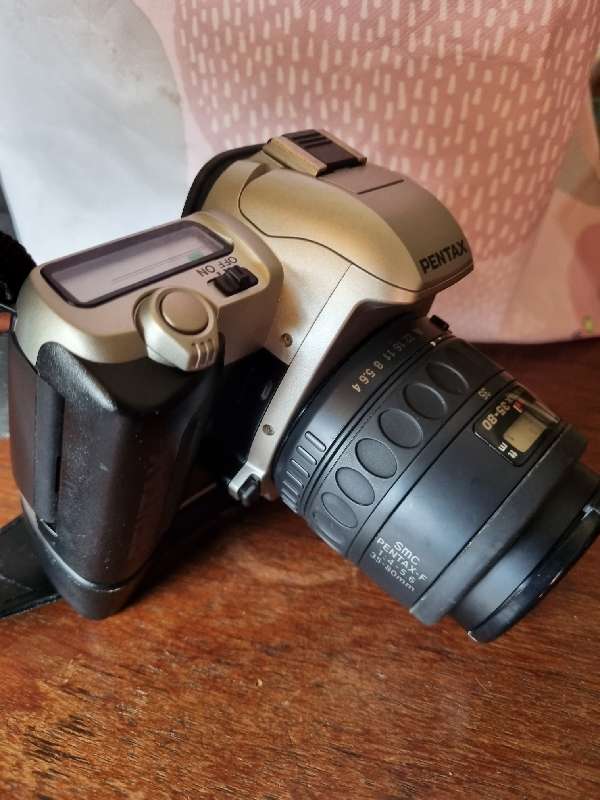 Pentax MZ-50 Camera