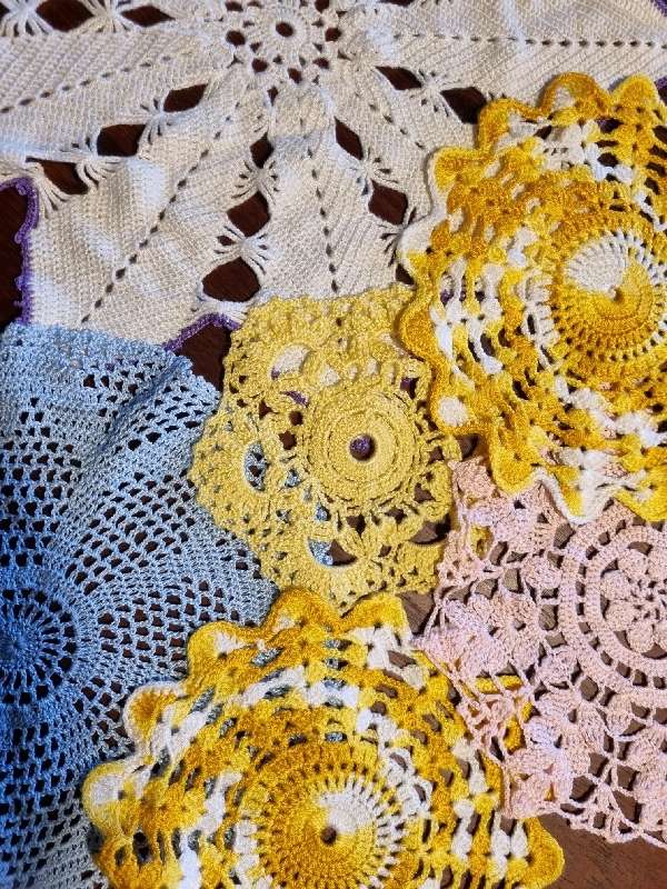 6 x Colorful Vintage Crochet Doilies