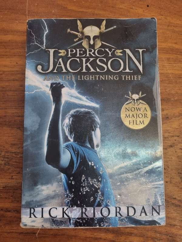 Percy Jackson and the Lightning Thief - Rick Riordan