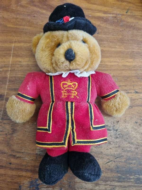 England Royal Beefeater Bear - Teddy - 26cm