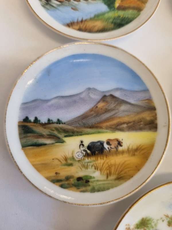 5 x Miniature Argyle Hand Painted Display Plates - Diameter 6.1cm each