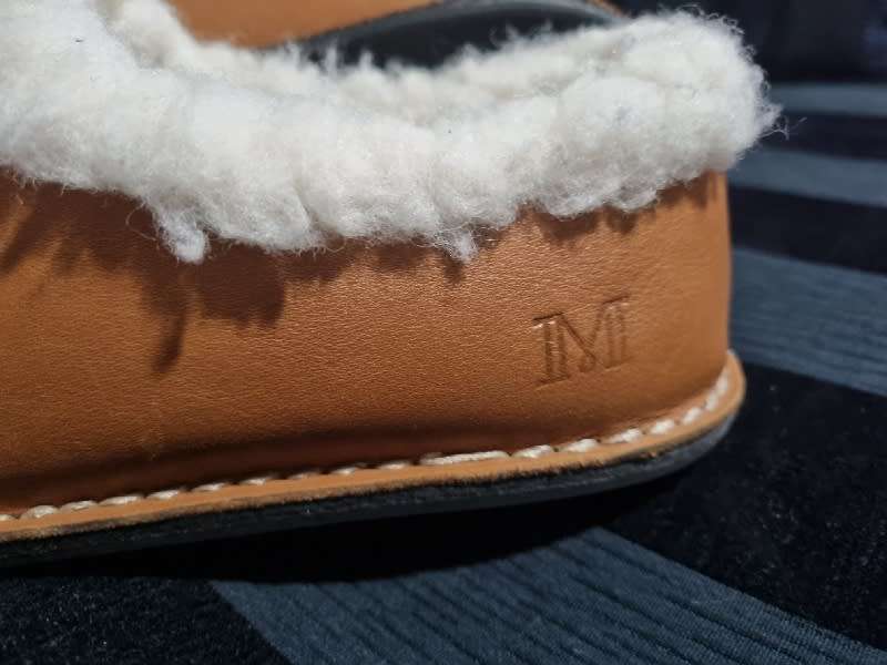 Genuine leather slippers with wool inners - Size 6