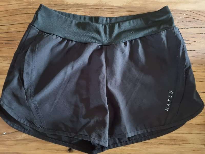 Maxed Fitness shorts - Size M