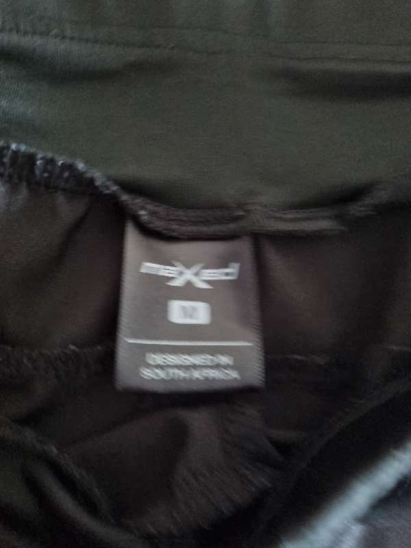 Maxed Fitness shorts - Size M