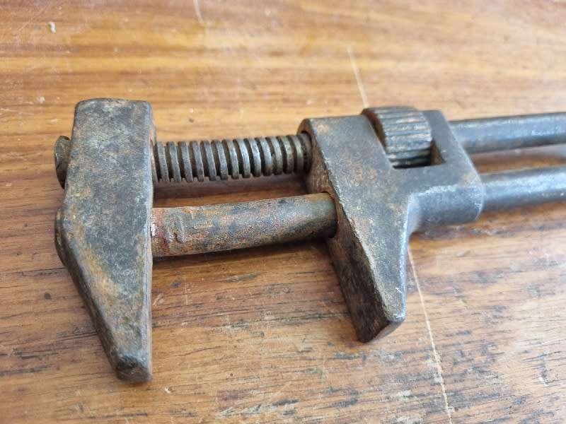 Monkey Wrench - Twisted Handle - Vintage Adjustable Wrench - Total Length 31cm