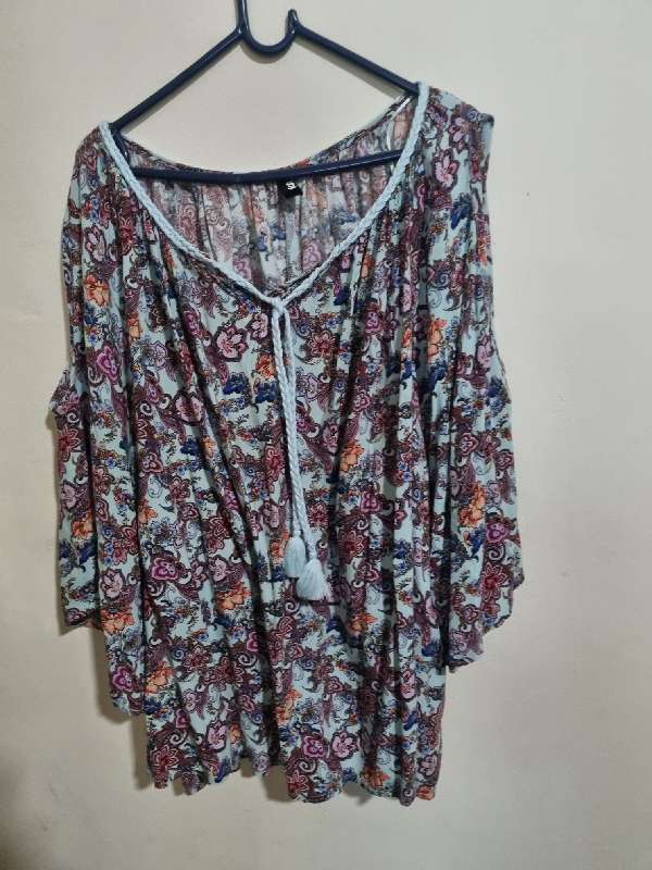 Beautiful Donna Top - Size 22