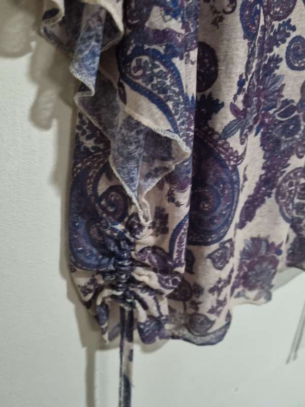 Beautiful Batwing Foschini Top - Size 18