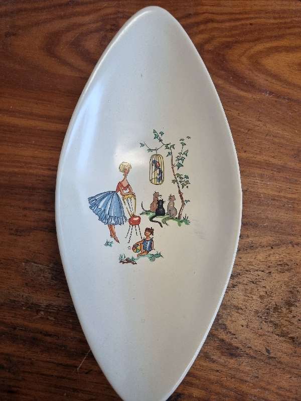 Beautiful Vintage Ceramic Dish - Made in Germany