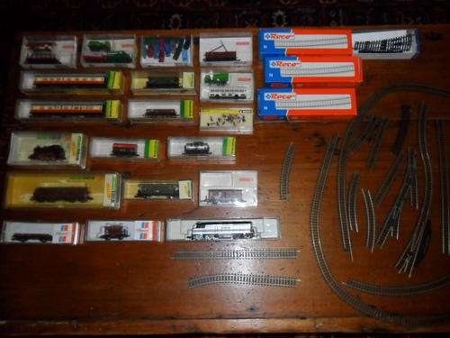 Collection of Roco, Minitrix, Noch and Wiking Trains, Locomotives etc, including assortment tracks