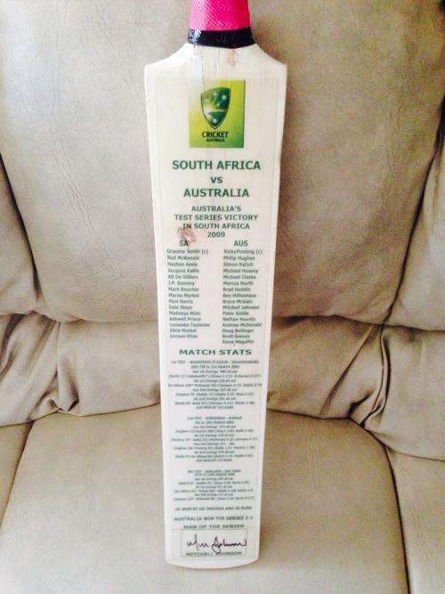 ** MITCHELL JOHNSON SIGNED ** STATS OF AUS TOUR TO SA **