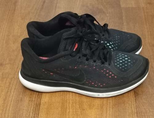 Nike flex 2017 run.