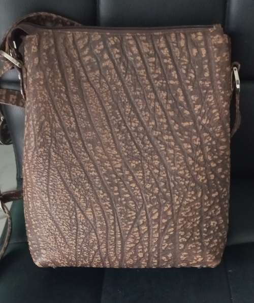 Lorenzi  Genuine Buffalo Leather Grossbody Messenger