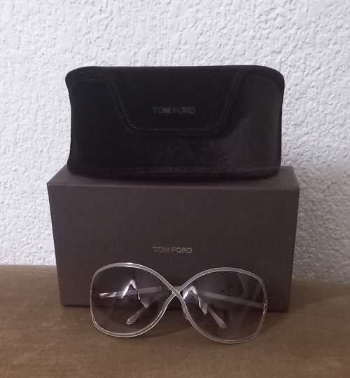 An amazing Original Tom Ford Rieckie Sunglasses!