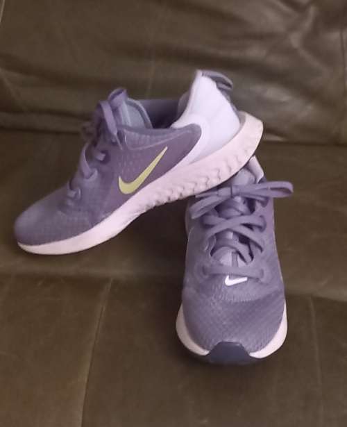 Nike react sneakers