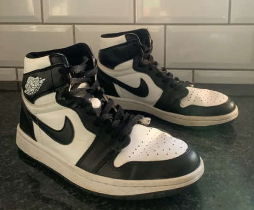 AIR-JORDAN ONE `PANDA` SNEAKERS