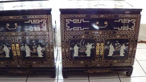 A Oriental Asian (Chinese/Japanese)Mother-of-Perl black lacquer side table! bid/table