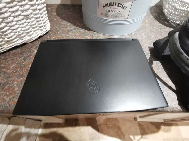 MSI KATANA GF66 11UE - READY to SHIP ASAP
