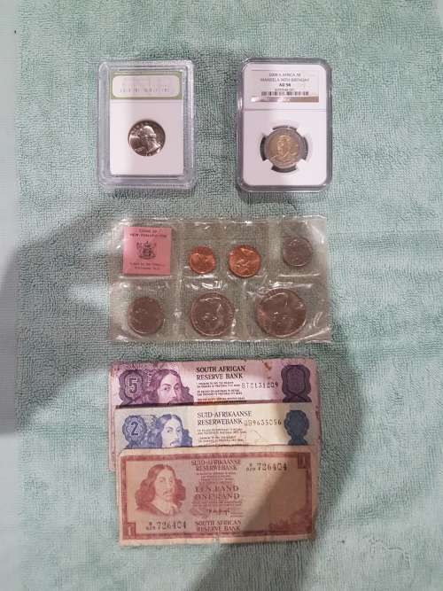 Mixed Lot of Coins and Notes