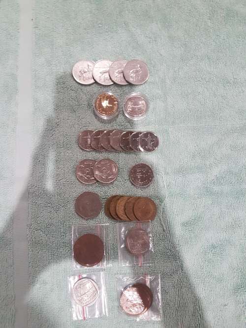 Mixed Lot of Coins and Notes