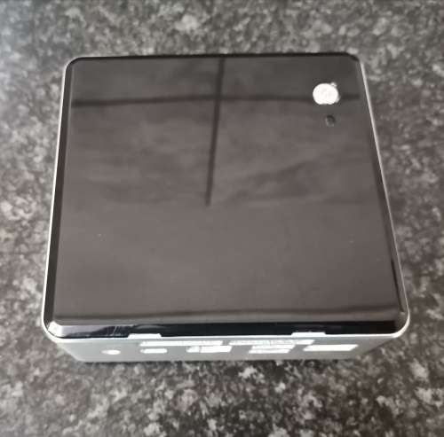 Intel NUC NUC5i5RYH