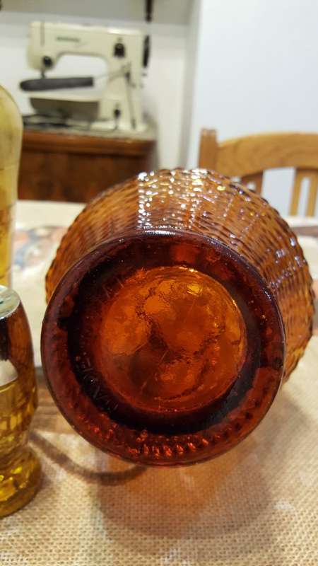 VINTAGE AMBER GLASSWARE