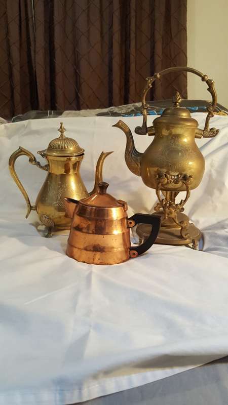 BRASSWARE AND COPPERWARE COFFEE/TEAPOTS