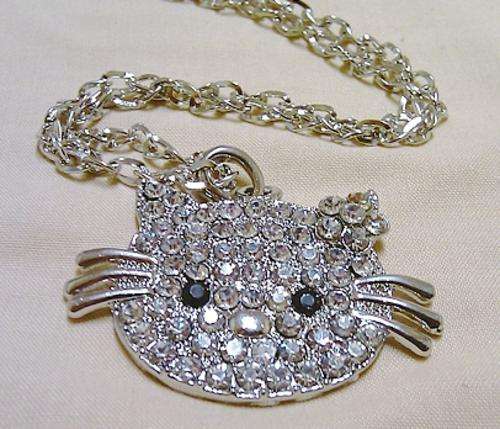 Hello Kitty Black Eye Pendant & Chain