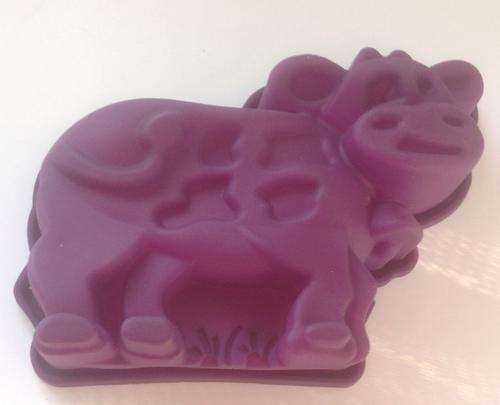***new*** Cow Mould - ideal for small cakes, puddings, jellies