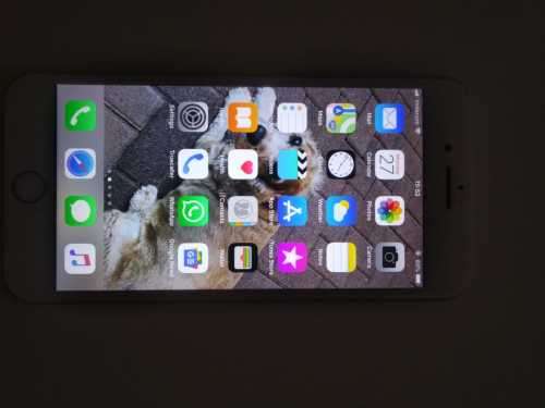 iPhone 8 Plus