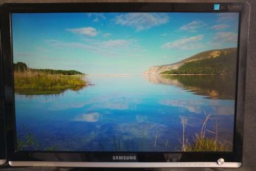 **SAMSUNG LCD MONITORS**