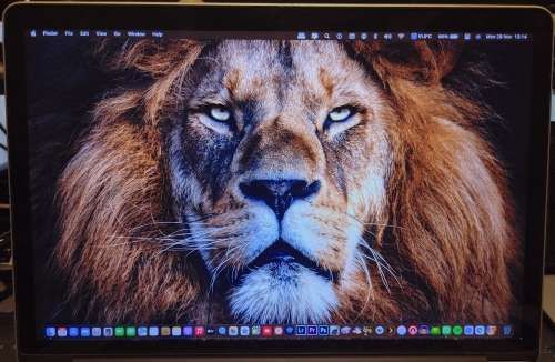 **MACBOOK PRO i7 2.7Ghz 16GB RAM**