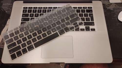 **MACBOOK PRO i7 2.7Ghz 16GB RAM**