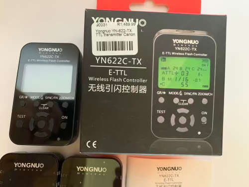 YONGNUO YN-622C-TX Wireless TTL Flash Controller Transmitter for Canon with Two YN622C Transceivers.