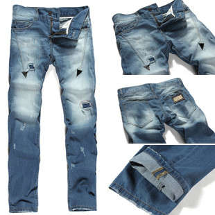 - D & G - Tapered Skinny Fit Denims - Size 36 - New -