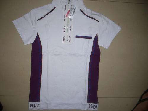 PRADA WHITE T - SIZE XL - DONT MISS THIS GREAT BUY -