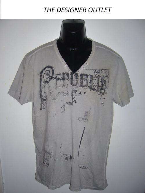GUESS - MEN'S SUMMER T - SIZE MEDIUM -