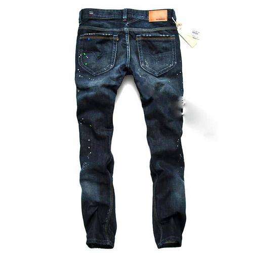 - DIESEL - SHIONER - Tapered  Denims - Size 32 - Just In -