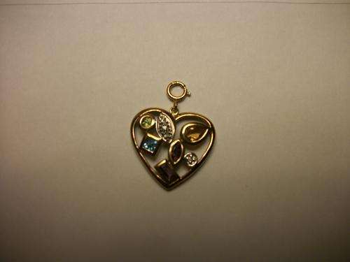 Crazy R1 start ******** 9ct Gold Heart with precious gems