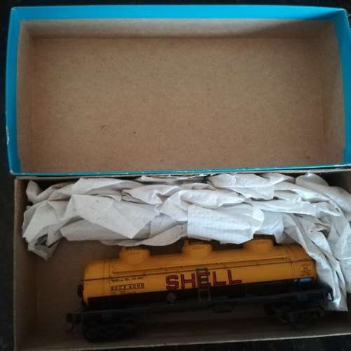 Athearn Shell Tanker