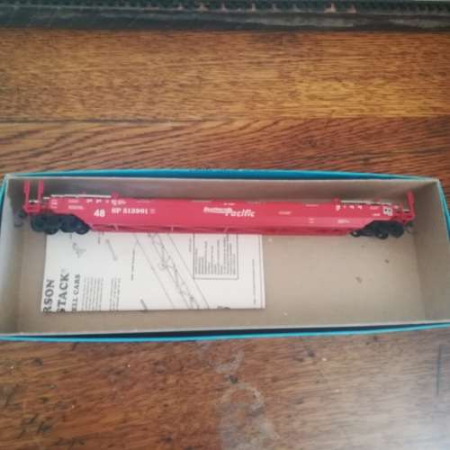 Athearn 5880 Gunderson Husky Stack Southern Pacific